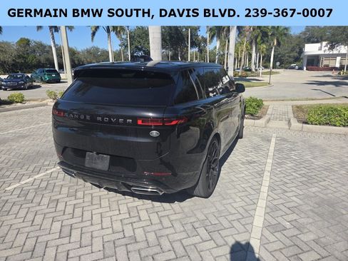 Used 2023 Land Rover Range Rover Sport SE Dynamic image 23