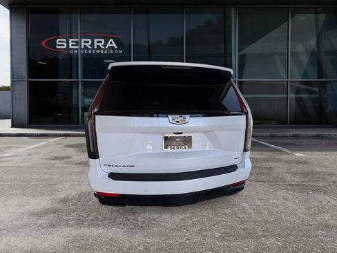 Certified 2023 Cadillac Escalade ESV Sport Platinum AWD/4WD image 3
