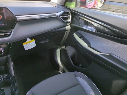 New 2026 Chevrolet TrailBlazer LT w/ Driver Confidence Package image 17