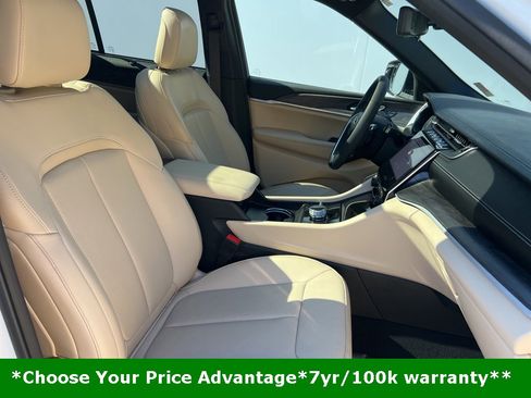 Used 2024 Jeep Grand Cherokee Limited 4xe w/ Luxury Tech Group II image 29