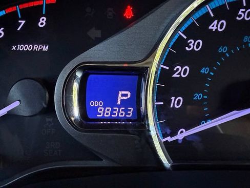 Used 2014 Toyota Sienna XLE FWD image 18