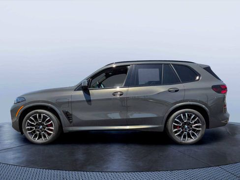 New 2026 BMW X5 xDrive50e AWD/4WD image 3