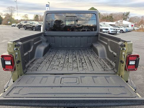 New 2026 Jeep Gladiator Sport image 21