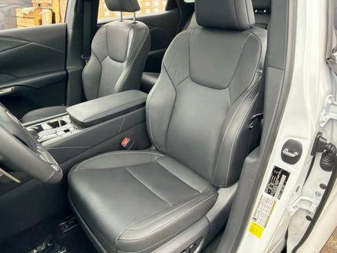 Used 2025 Lexus RX 350 w/ Convenience Package AWD/4WD image 20