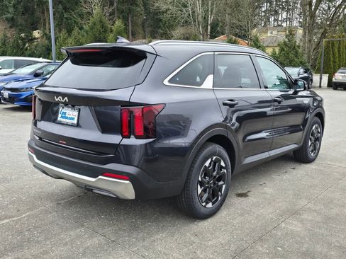 New 2026 Kia Sorento S image 5