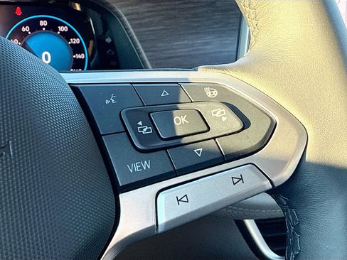 New 2026 Volkswagen Atlas SEL Premium R-Line image 39