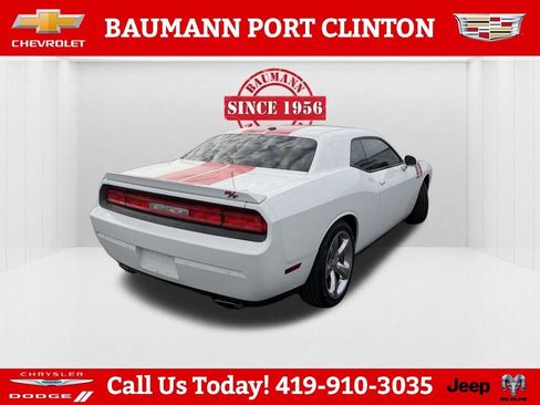 Used 2013 Dodge Challenger R/T Plus RWD image 8