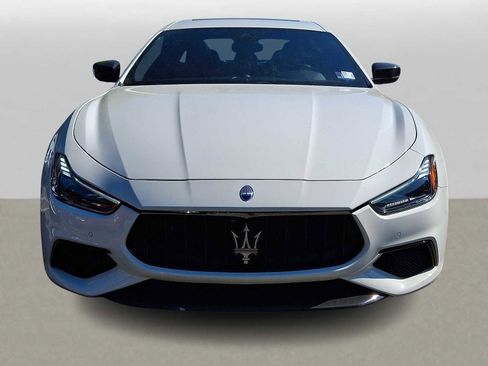 Used 2019 Maserati Ghibli S GranSport Q4 AWD/4WD image 2