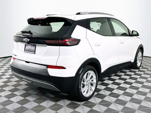 Used 2023 Chevrolet Bolt EUV LT FWD image 25