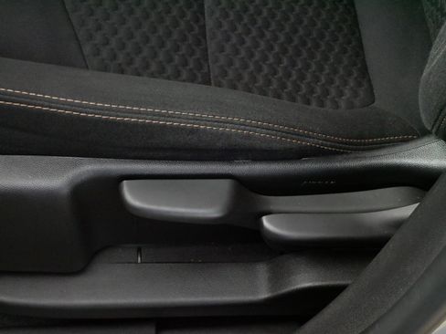 Used 2020 GMC Terrain SLE FWD image 20