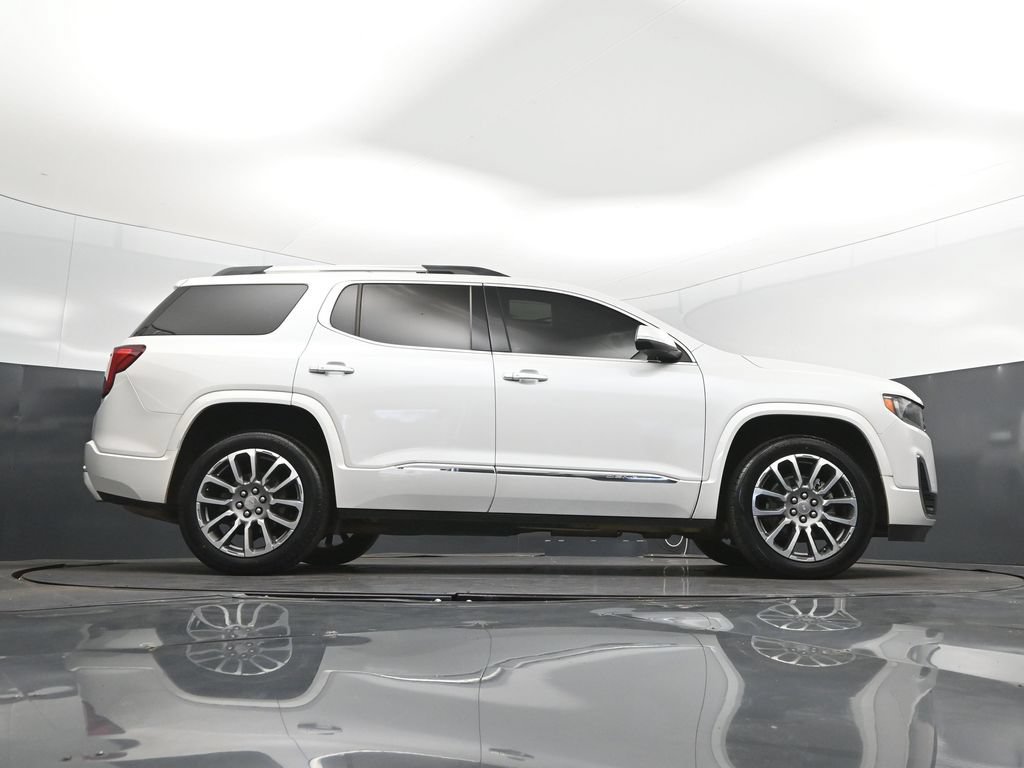 Used 2021 GMC Acadia Denali w/ Denali Technology Package FWD image 43