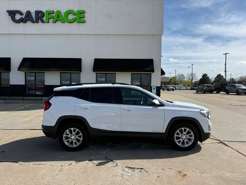 Used 2018 GMC Terrain SLE w/ Driver Convenience Package AWD/4WD image 18
