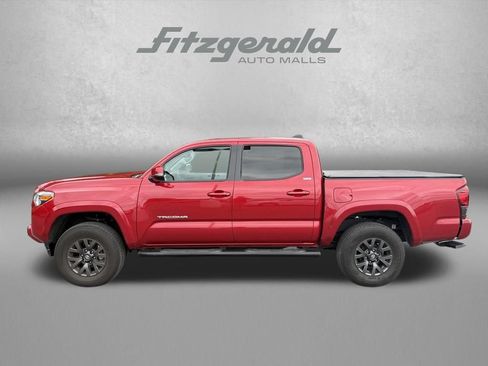 Used 2023 Toyota Tacoma SR5 w/ Technology Package AWD/4WD image 5