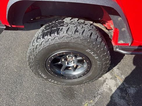Used 2015 Jeep Wrangler Unlimited Sport AWD/4WD image 9