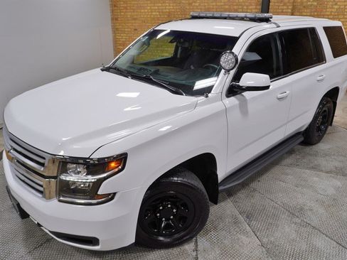 Used 2019 Chevrolet Tahoe 4WD image 2