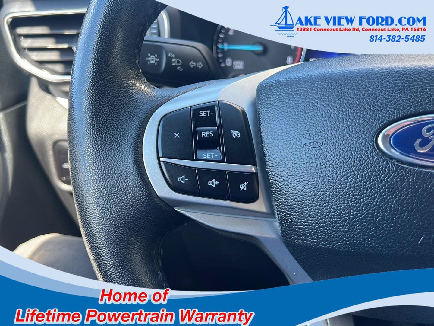 Used 2023 Ford Explorer XLT w/ Equipment Group 202A AWD/4WD image 27