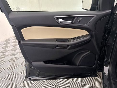 New 2024 Ford Edge SE w/ Black Appearance Package image 20