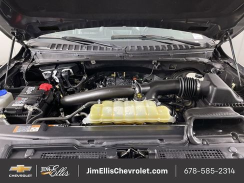 Used 2021 Ford Expedition XLT image 30