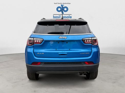 Used 2022 Jeep Compass Limited AWD/4WD image 5