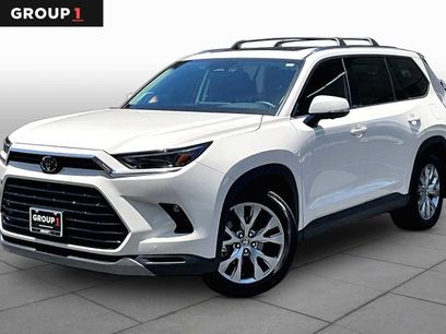 Used 2024 Toyota Grand Highlander FWD