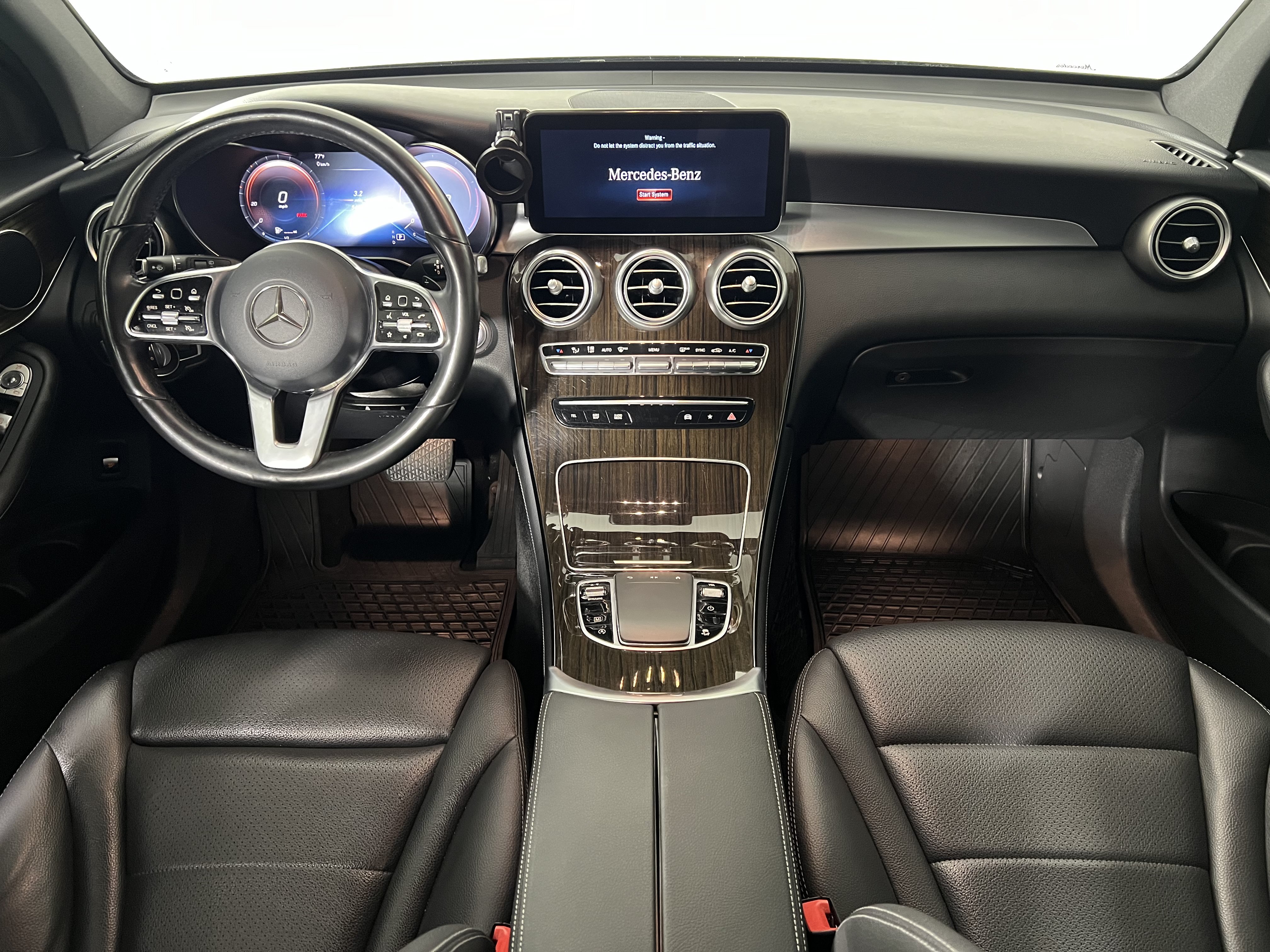 Used 2020 Mercedes-Benz GLC 300 4MATIC image 22