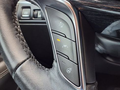 Used 2022 Cadillac XT5 Premium Luxury w/ Technology Package image 17