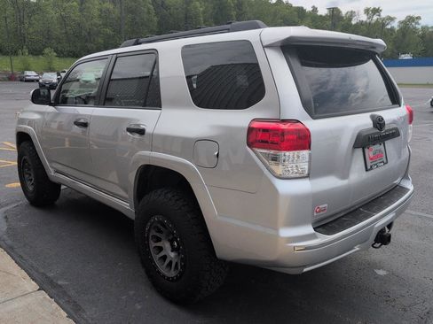 Used 2013 Toyota 4Runner Limited AWD/4WD image 6