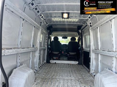 Used 2025 RAM ProMaster 3500 w/ Convenience Group image 9