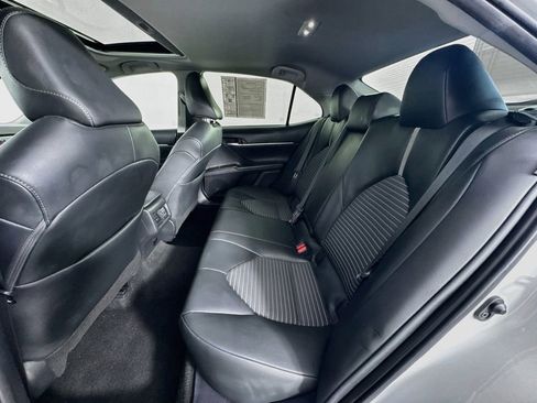 Used 2024 Toyota Camry SE w/ Cold Weather Package FWD image 28