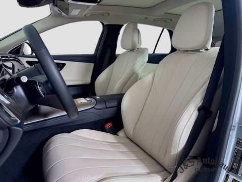 Used 2024 Mercedes-Benz E 450 4MATIC All-Terrain Wagon w/ Digital Light Package image 11