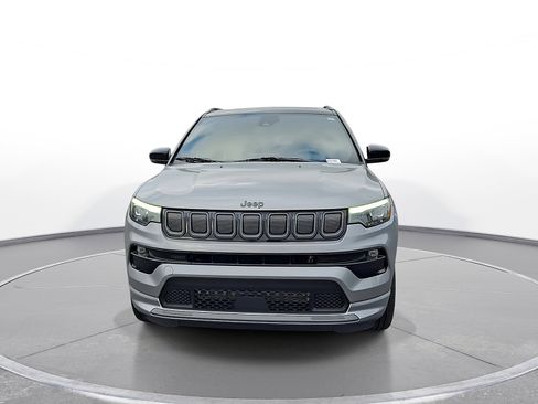 Used 2022 Jeep Compass High Altitude AWD/4WD image 3