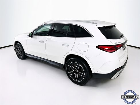 Used 2025 Mercedes-Benz GLC 350e 4MATIC image 6
