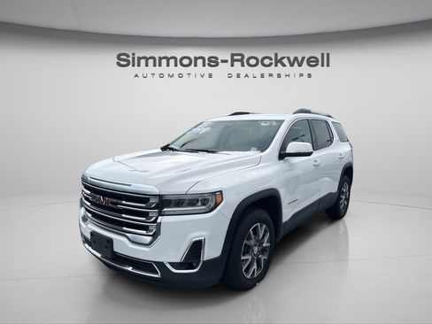 Used 2023 GMC Acadia SLT image 4