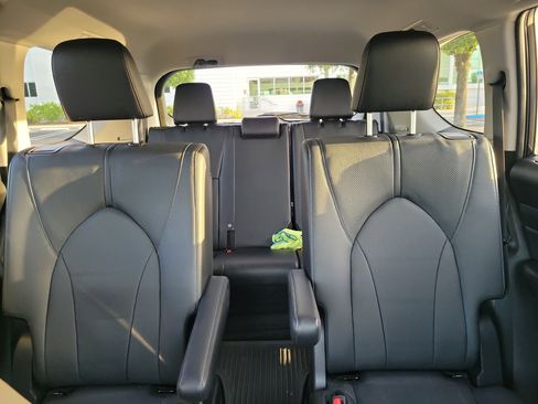 Used 2024 Toyota Grand Highlander Limited AWD/4WD image 21