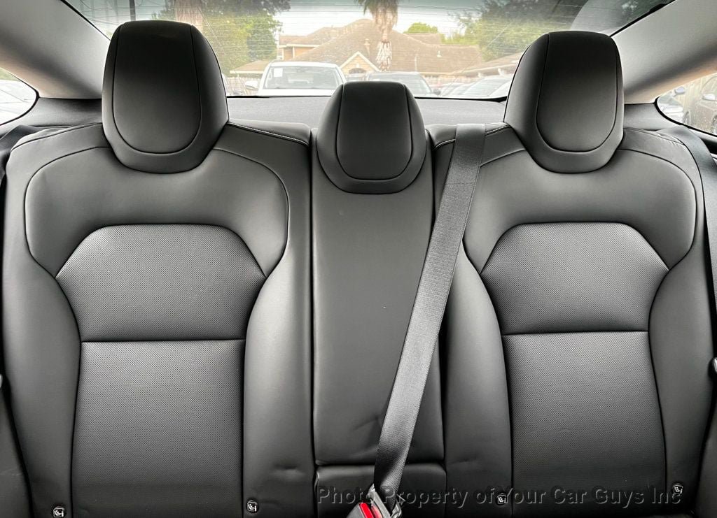 Used 2025 Tesla Model 3 Long Range RWD image 17