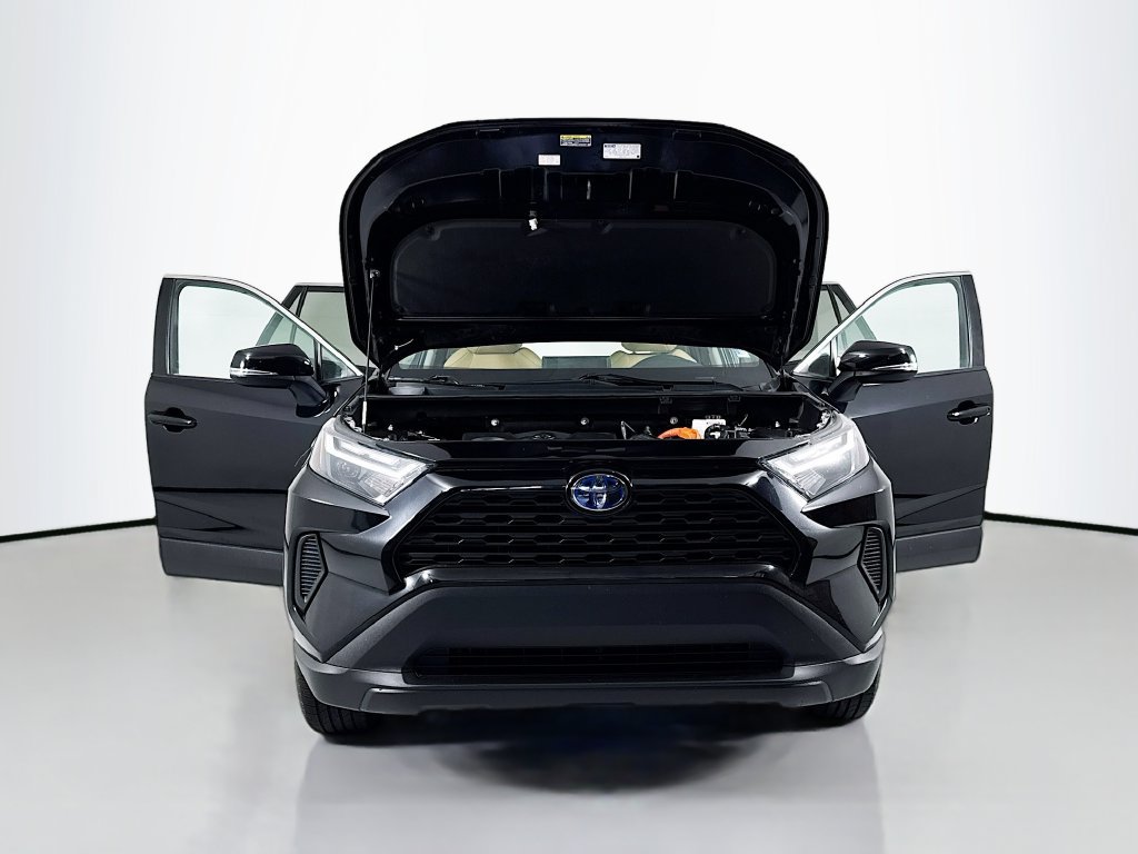 Used 2023 Toyota RAV4 LE AWD/4WD image 21