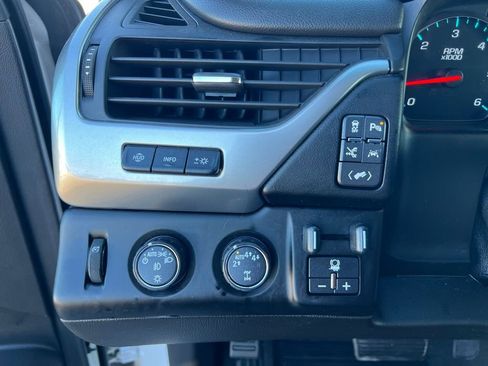 Used 2019 Chevrolet Tahoe Premier w/ Premier Plus Edition image 47