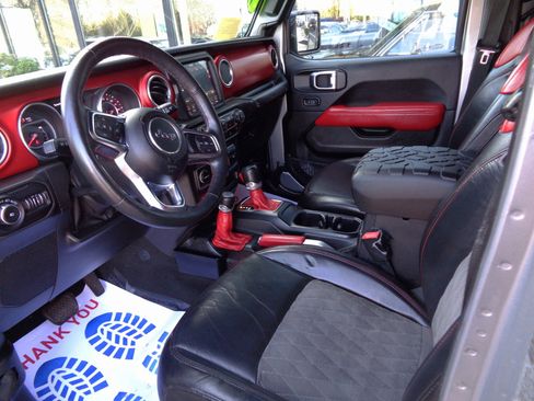 Used 2018 Jeep Wrangler Unlimited Rubicon image 11
