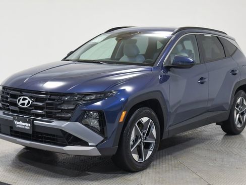 Used 2025 Hyundai Tucson SEL FWD image 9