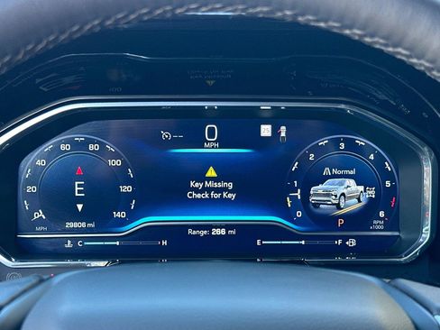 Certified 2022 Chevrolet Silverado 1500 LTZ w/ Technology Package image 34