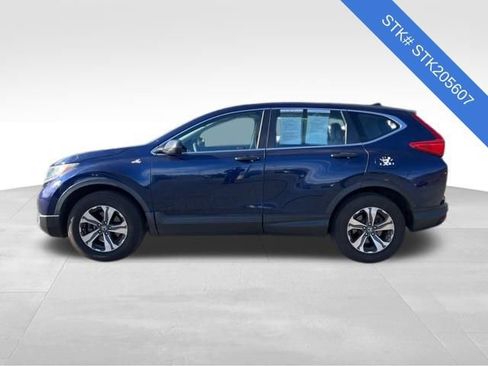 Used 2017 Honda CR-V LX image 4