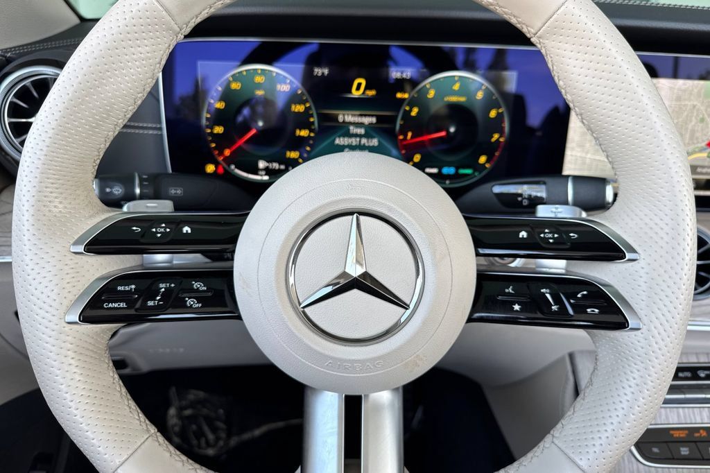Used 2023 Mercedes-Benz E 450 Cabriolet image 29