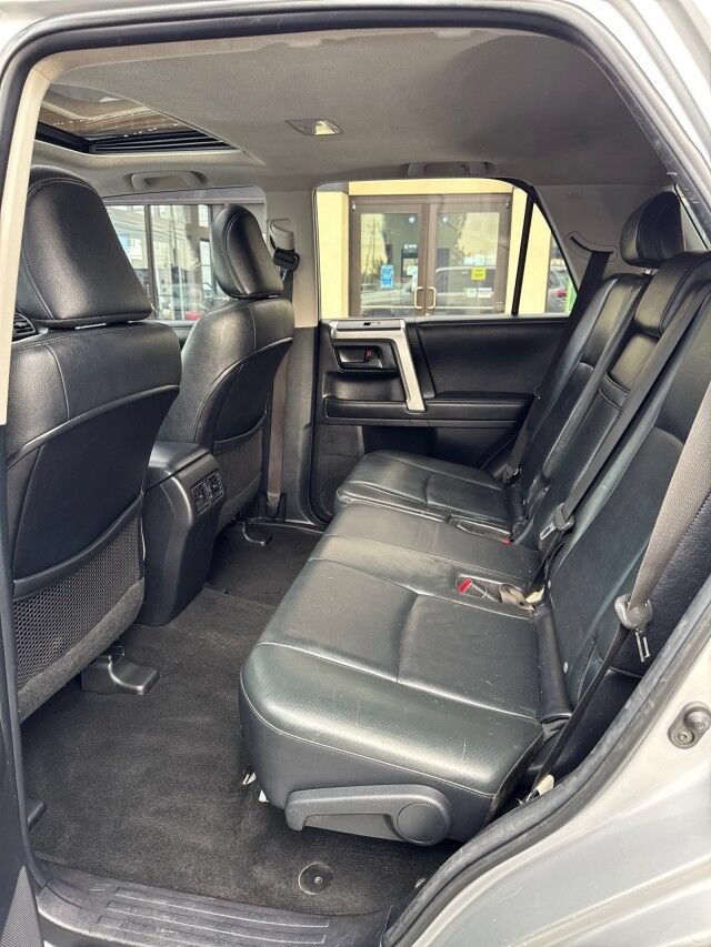 Used 2012 Toyota 4Runner Limited AWD/4WD image 11