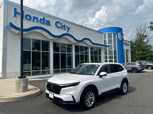 Used 2023 Honda CR-V EX-L image 2