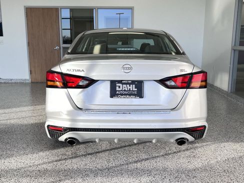 Used 2023 Nissan Altima 2.5 SL image 14