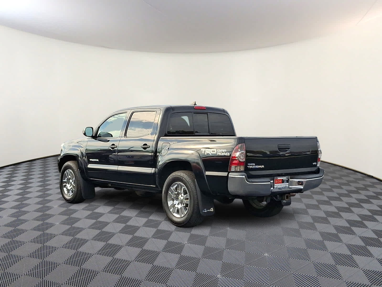 Used 2015 Toyota Tacoma 4x4 Double Cab w/ TRD Off-Road Package image 7