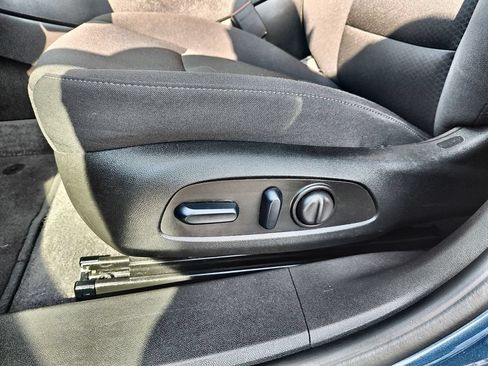 Used 2024 Chevrolet Malibu RS FWD image 12