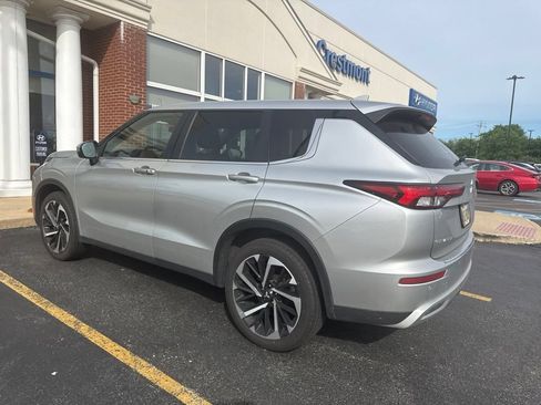 Used 2022 Mitsubishi Outlander SE AWD/4WD image 17