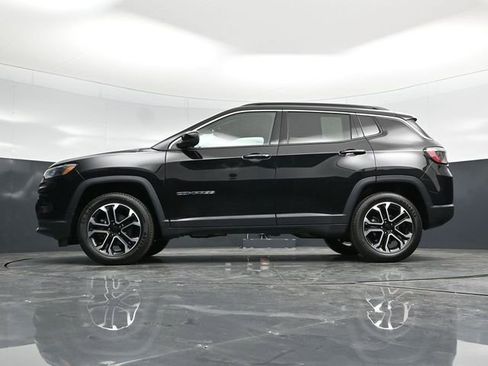 Certified 2022 Jeep Compass Limited image 57