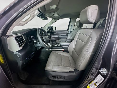 Used 2022 Toyota Tundra SR5 RWD image 13